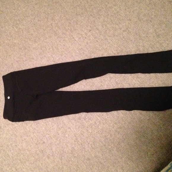 ‼️‼️SOLD‼️‼️Skinny groove pant *full on luon - Picture 2 of 3