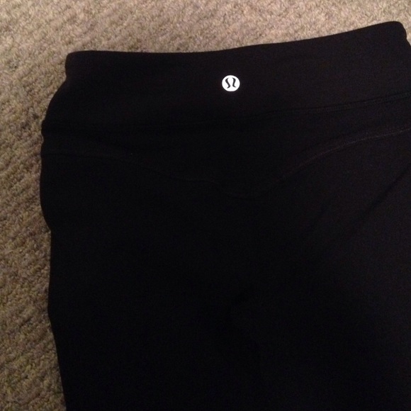 ‼️‼️SOLD‼️‼️Skinny groove pant *full on luon - Picture 3 of 3