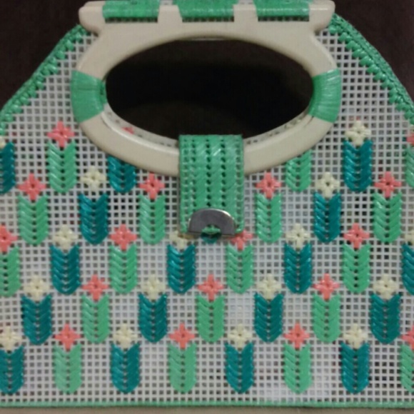 Beach bag... good condition... outburst of color