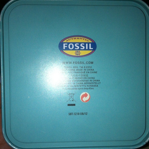 Fossil watch (PRICE AS LISTED OR BEST OFFER) - Picture 4 of 4