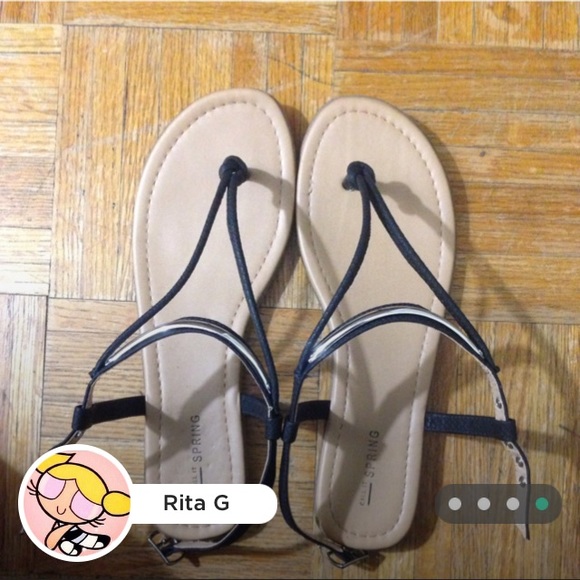 Call it Spring Sandals - Picture 4 of 4