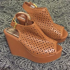 Madden girl Wedges