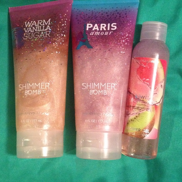 Shimmer bomb and body wash