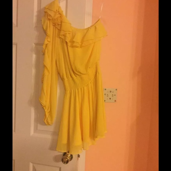Arden b nwt yellow chiffon dress one shoulder