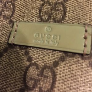 Gucci joy medium bag flaws