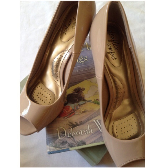 NUDE PUMPS!!🎀💙