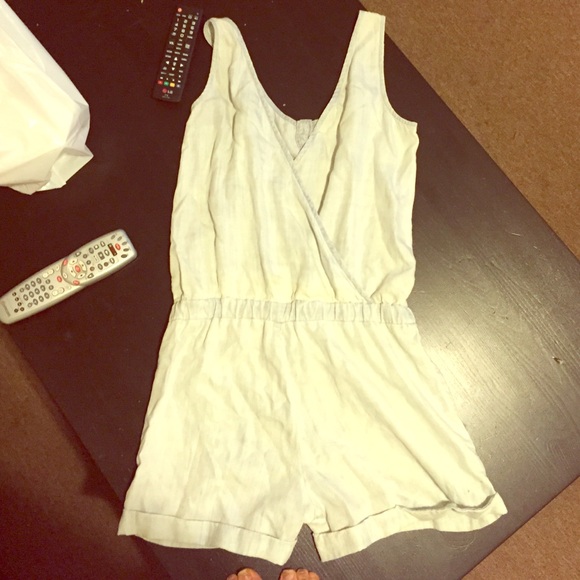 Cloth & Stone chambray jumper NWOT