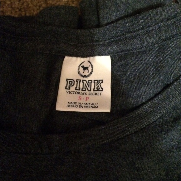 Victoria's secrets t shirt - Picture 3 of 3