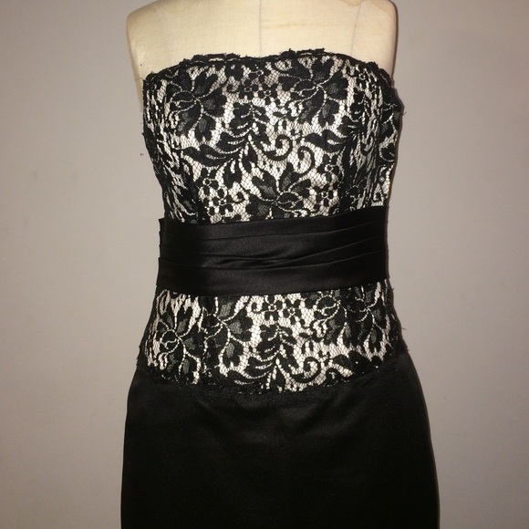 Black & White Laced Formal Dress