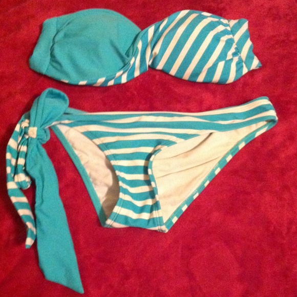 Swimsuit - Picture 2 of 2