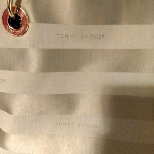 Tommy hillfiger purse