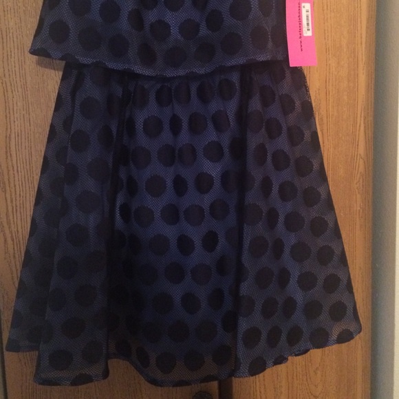 🎉🎉Sale🎉🎉 Beautiful Betsy Johnson lace dress - Picture 4 of 4