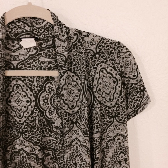 Gray short sleeve cardigan
