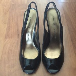 Patent black heels pumps