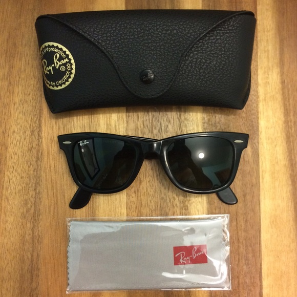 Authentic Rayban Wayfarer Sunglasses