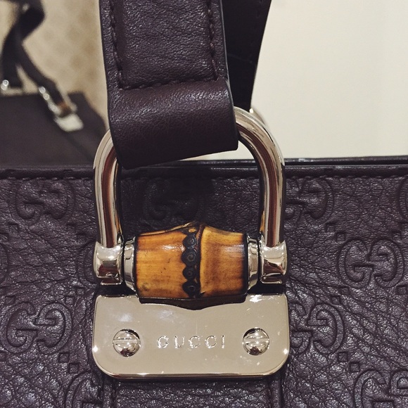 S O L D : Gucci GG Leather with Shoulder Strap - Picture 2 of 4
