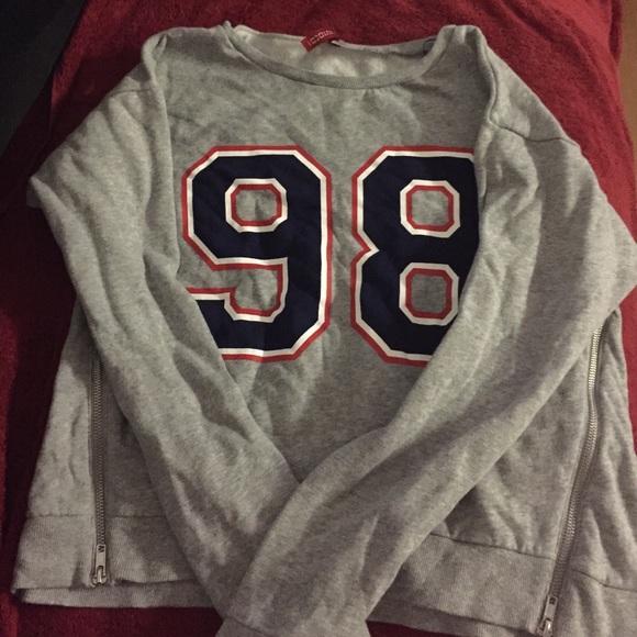 98 red white blue shirt from h&m