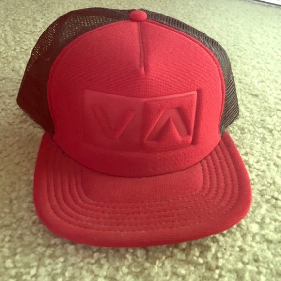 Adi Rvca SnapBack
