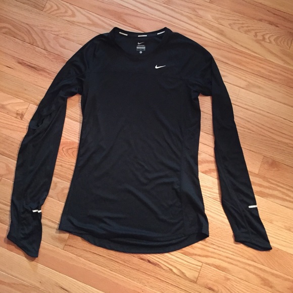 Nike running top