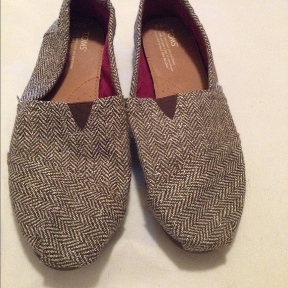 Toms