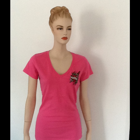Pink Ed Hardy tee shirt - Picture 3 of 4