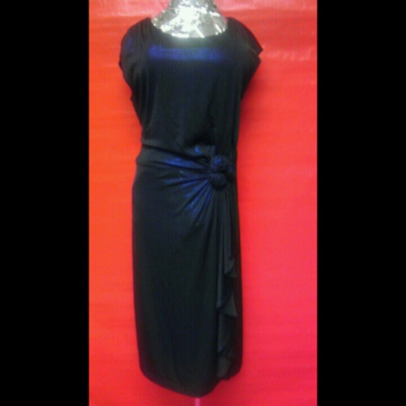Chic Sleeveless Blue Party Dress by Connected