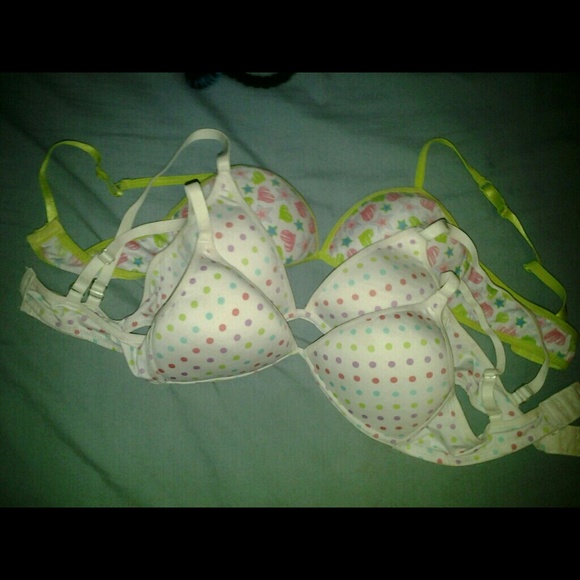 Bundle of bras