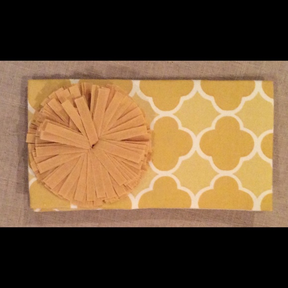 NIB Emersonmade by Emerson Fry clutch - yellow