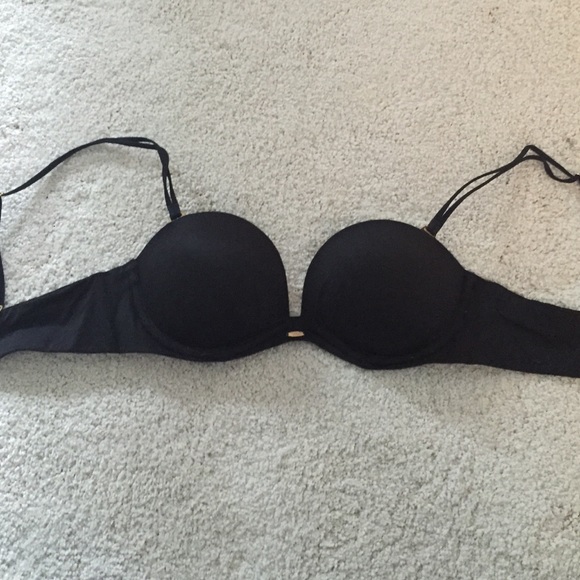 32 B VICTORIA SECRET - excellent condition