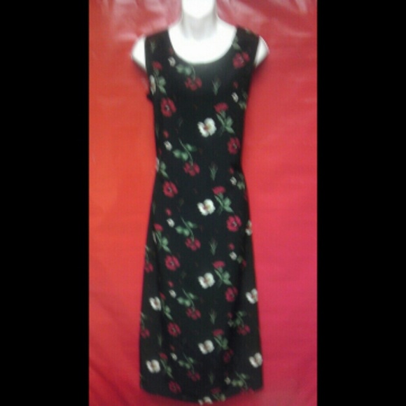 Casual Land Dress Black Red & Green