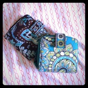 2 Vera Bradley wallets bundle