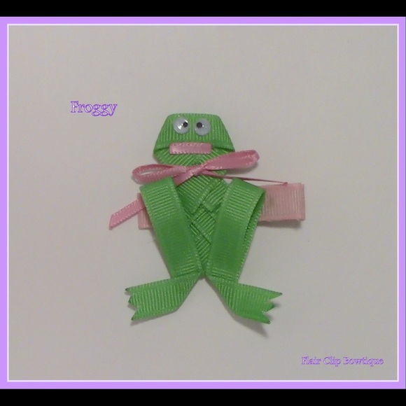 Frog hair clip