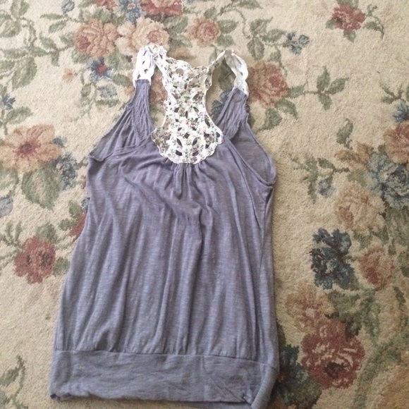 Top - Picture 2 of 3