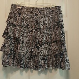 Tiered ruffle skirt