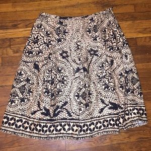 A nice flowing skirt