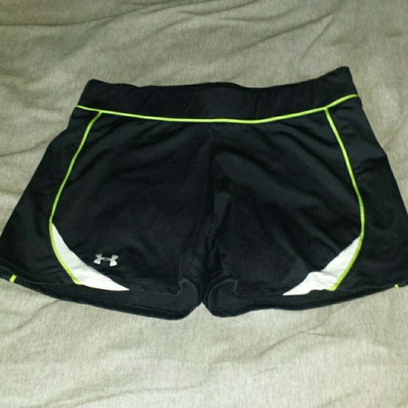 Under Armour shorts heat gear - Picture 1 of 1