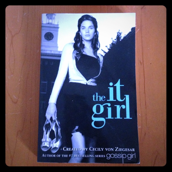The it girl book #1