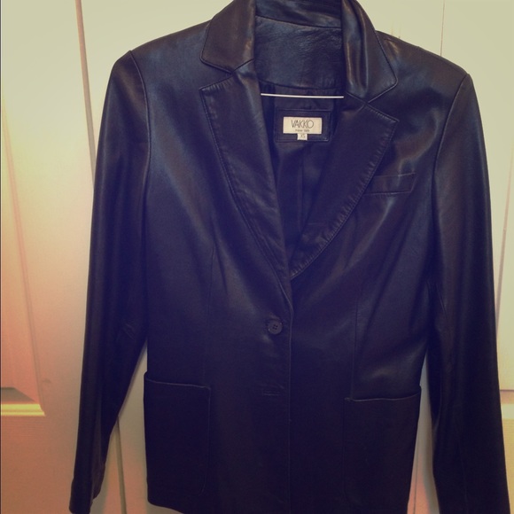 VAKKO LEATHER JACKET