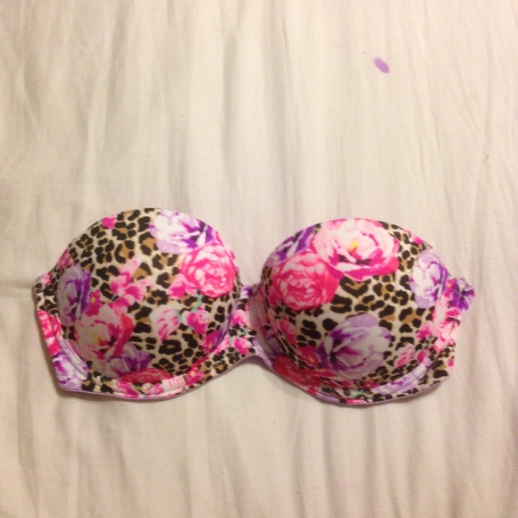 floral strapless push-up bra from pink
