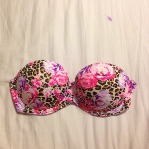 floral strapless push-up bra from pink