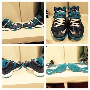 9/10 condo LEBRON soldier 7s