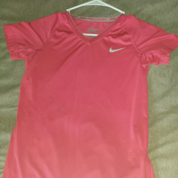 Nike pro pink