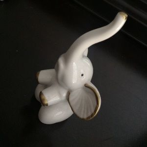Elephant Statue Ring holder