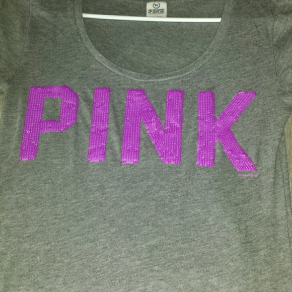 Vs pink shirt