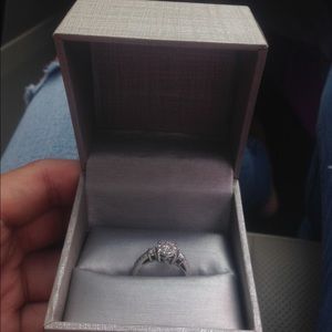 diamond engagement ring