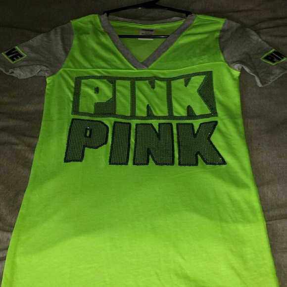 Vs pink top - Picture 1 of 1