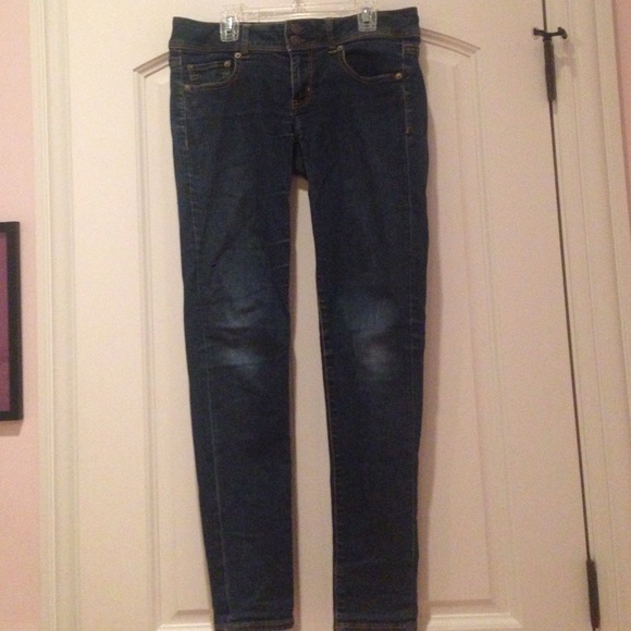American Eagle skinny jeans
