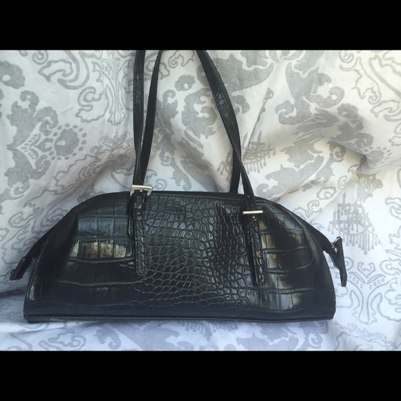 This is a BISOU BISOU black bag
