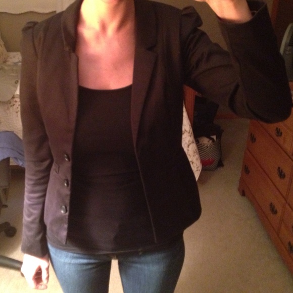 Black blazer with leopard lining
