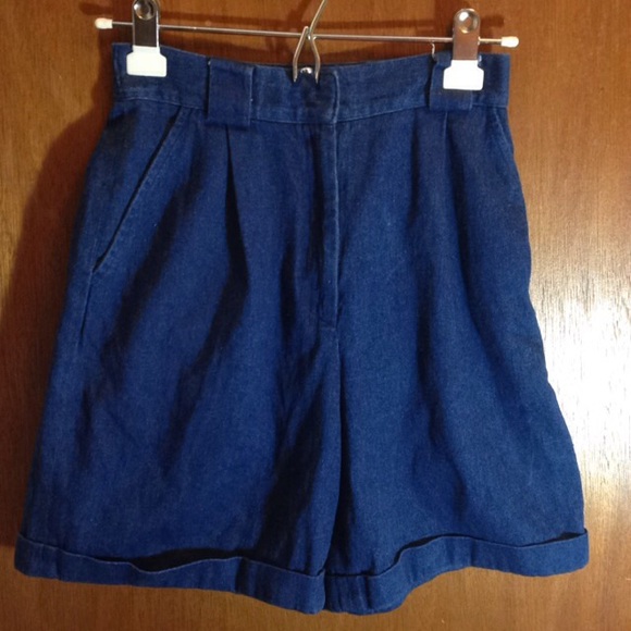 Jean High Waist Shorts - Picture 3 of 3